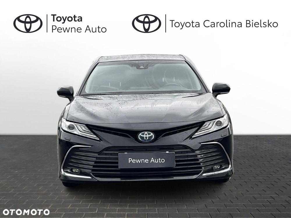 Toyota Camry - 5
