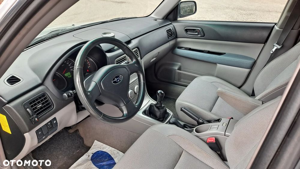 Subaru Forester 2.0 X - 10