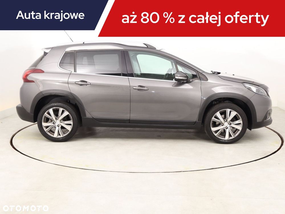 Peugeot 2008 - 8