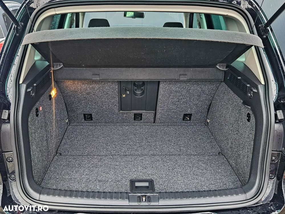 Volkswagen Tiguan - 13