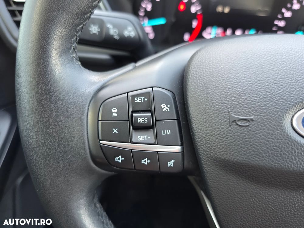 Ford Kuga 1.5 EcoBoost FWD Titanium - 23