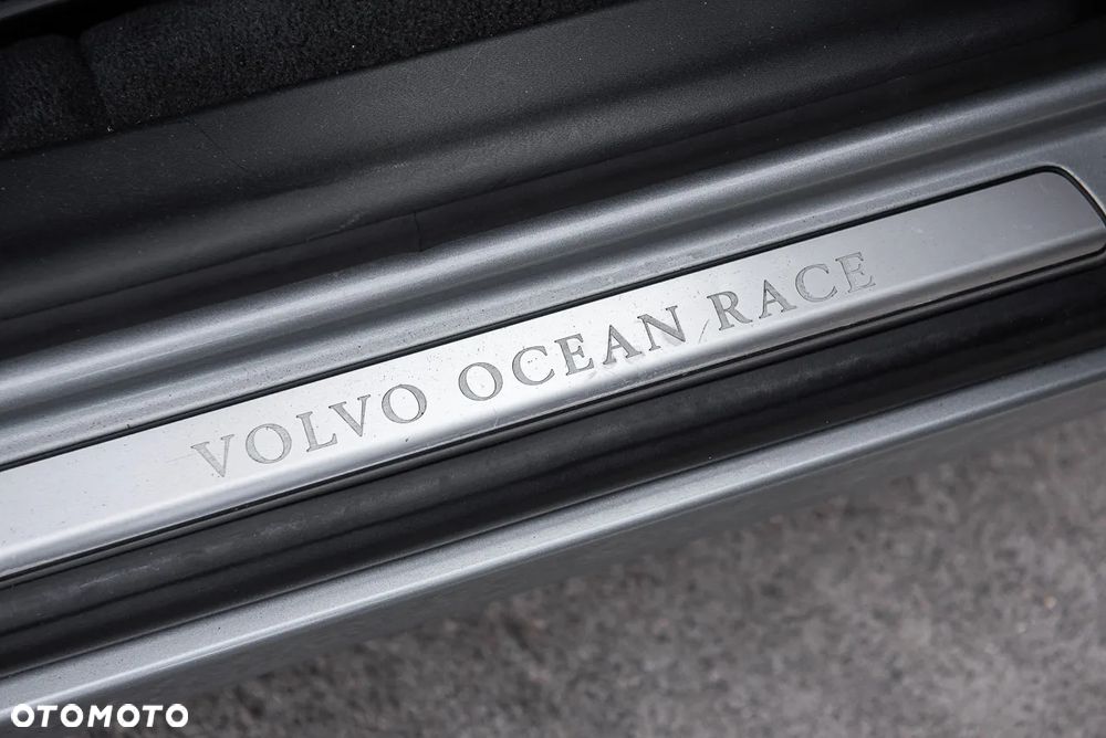 Volvo V70 3.2 Ocean Race - 31