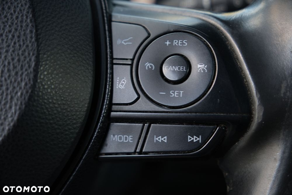 Toyota Corolla 1.8 Hybrid Active - 12