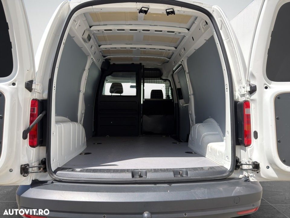Volkswagen Caddy - 10