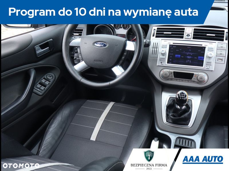Ford Kuga - 8