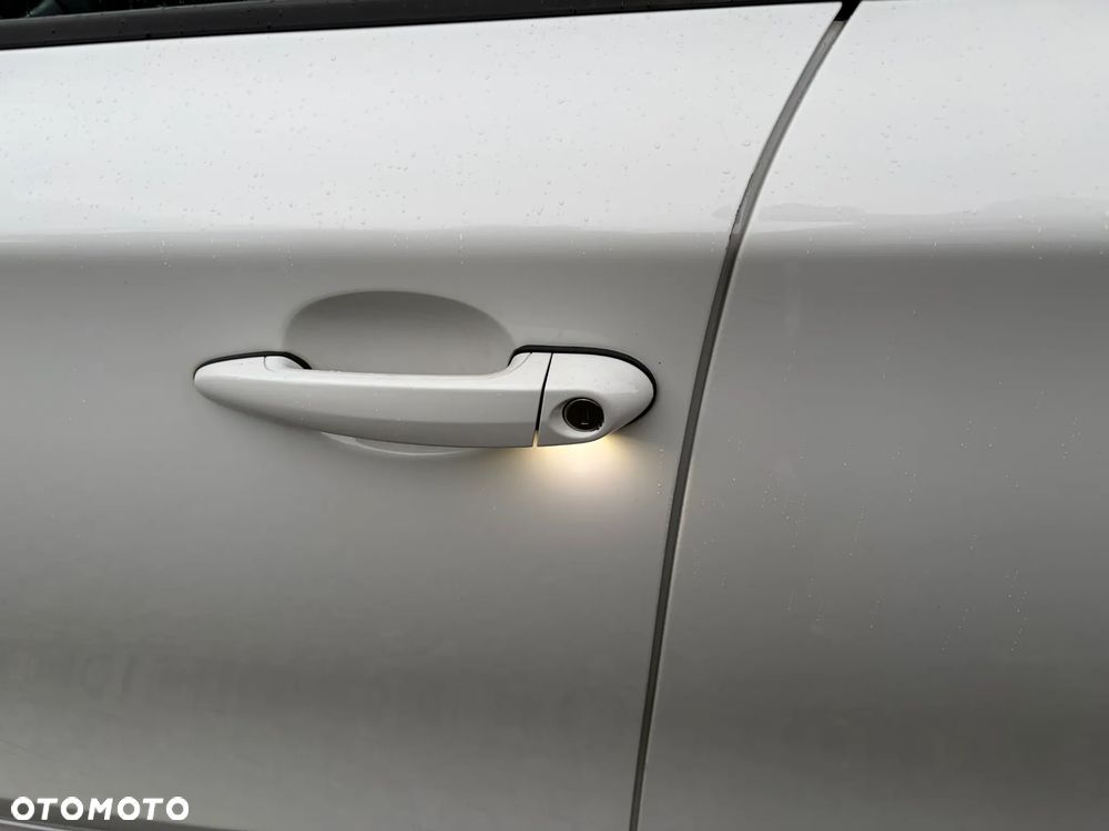 BMW Seria 1 - 10