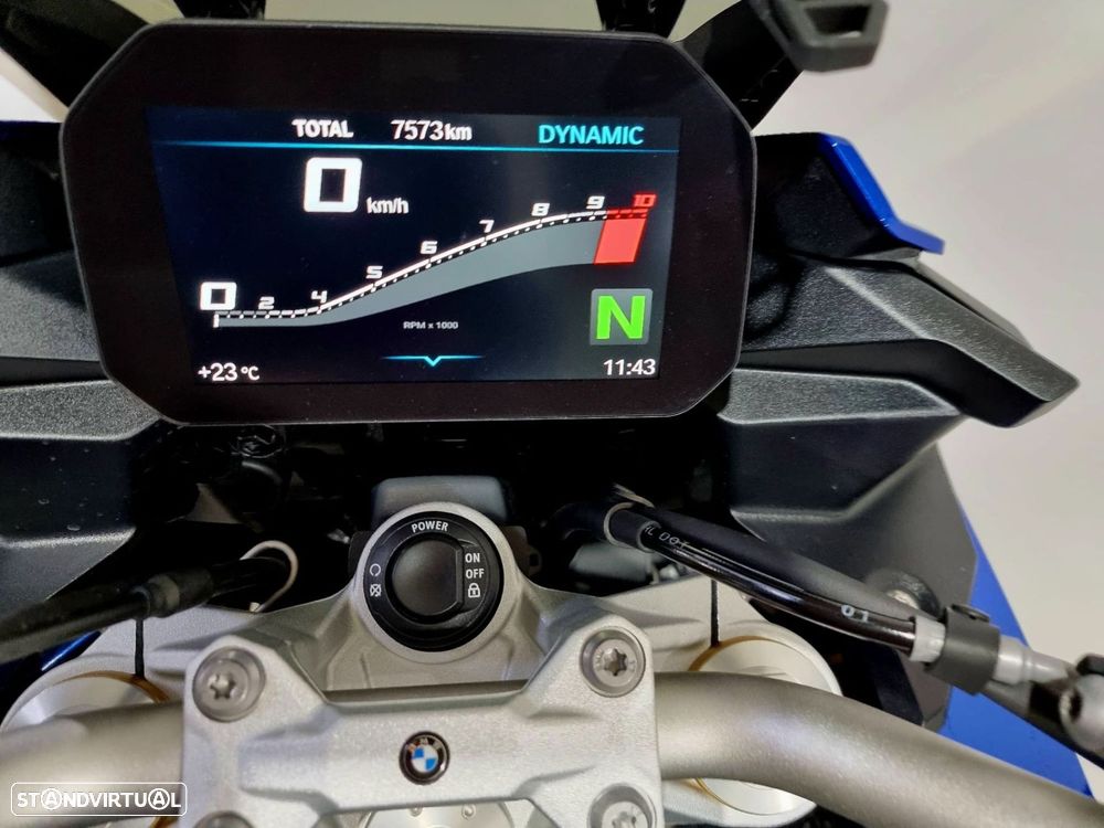 BMW F 900 XR 900XR - 9