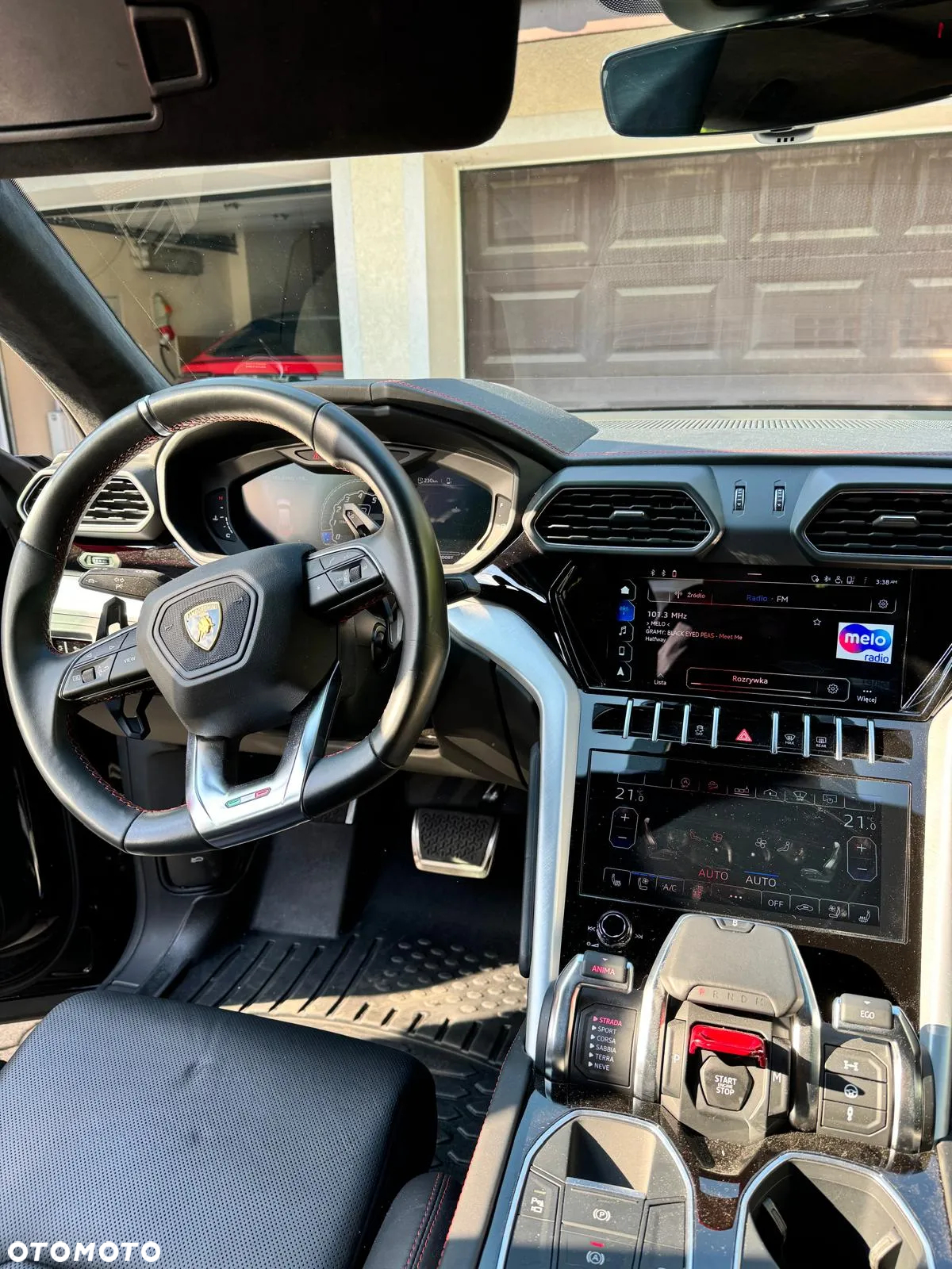 Lamborghini Urus Standard