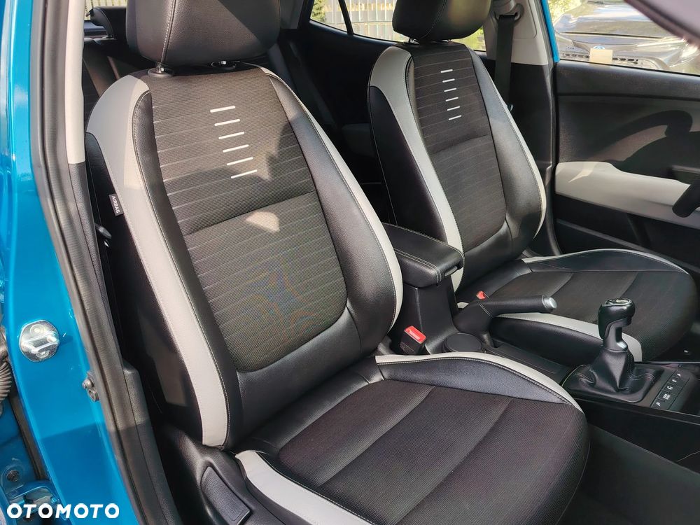 Kia Stonic 1.0 T-GDI MHEV L Business Line - 26