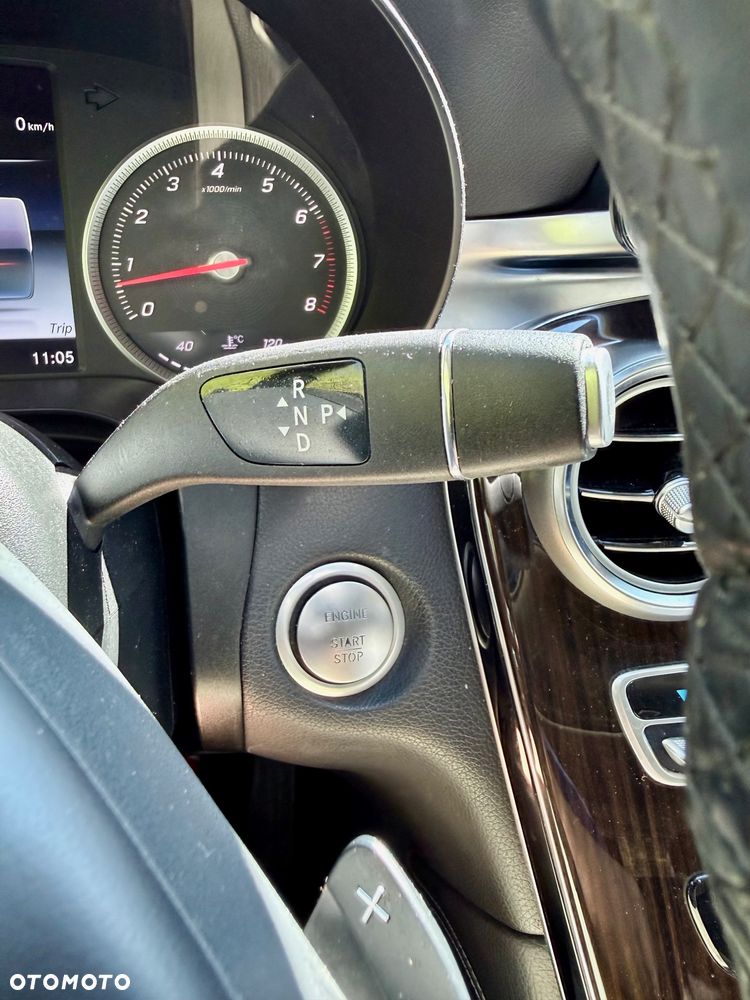 Mercedes-Benz GLC 300 4Matic 9G-TRONIC - 30