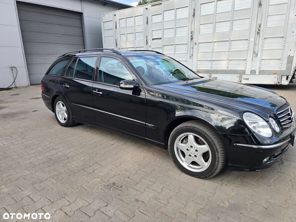Mercedes-Benz Klasa E 320 CDI T Avantgarde - 5
