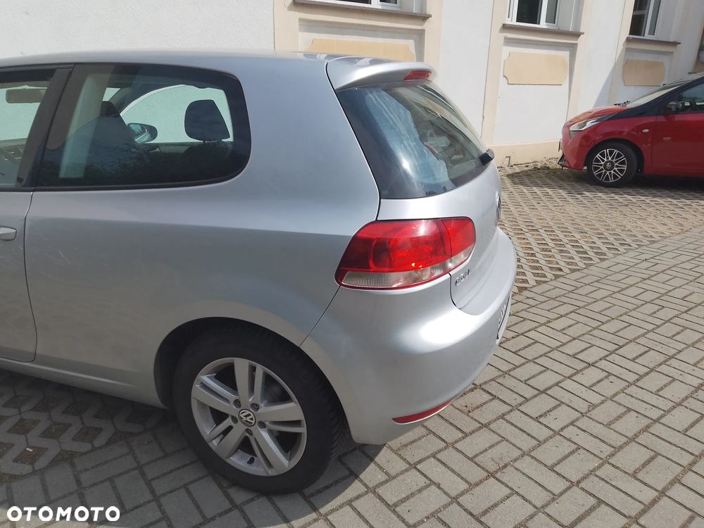 Volkswagen Golf - 2