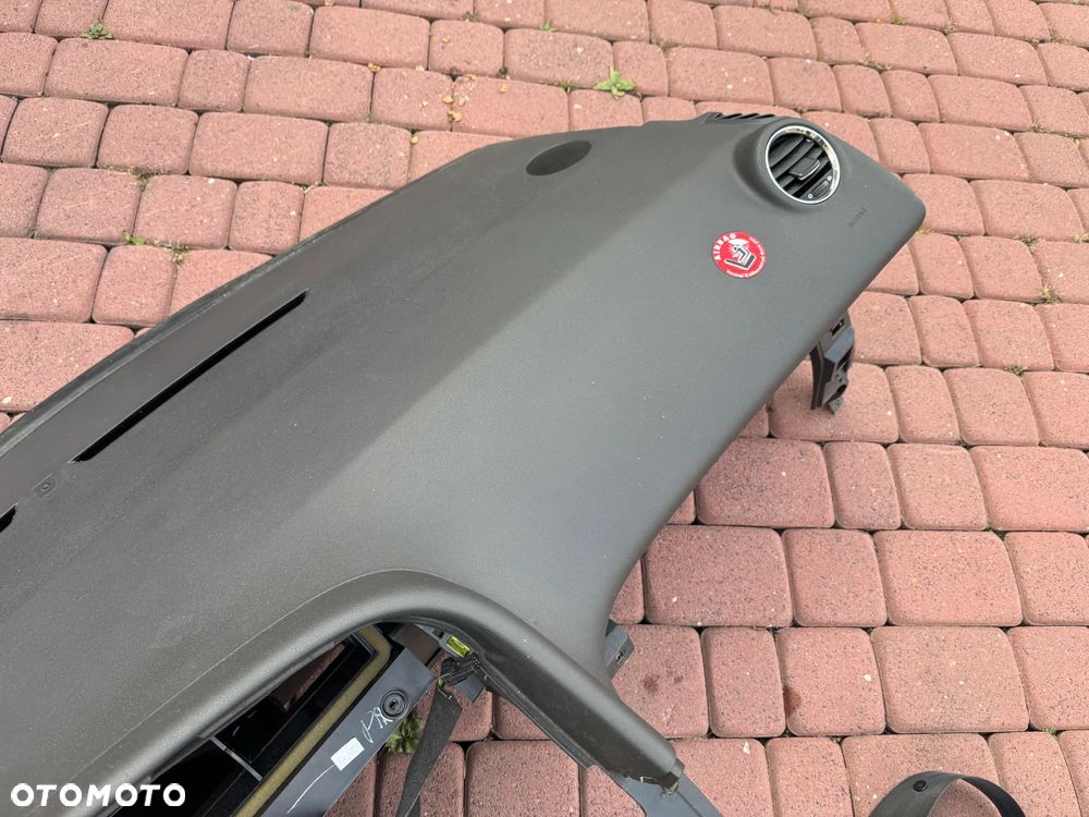 DESKA KONSOLA KOKPIT PODUSZKA PASY PEUGEOT 3008 I - 8