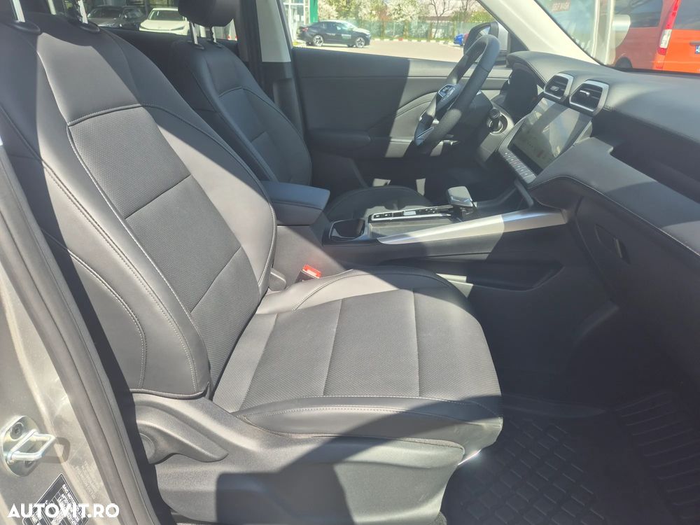 MG ZS HEV 1.5 GSI AT Exclusive - 9