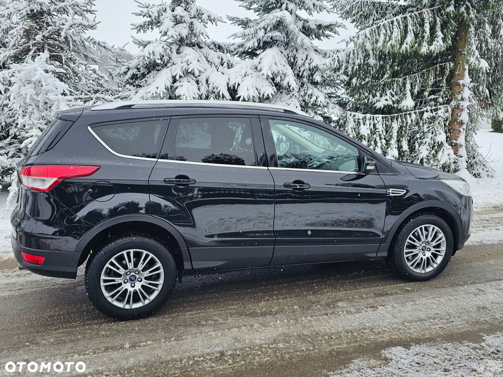 Ford Kuga 2.0 TDCi 2x4 Titanium - 30