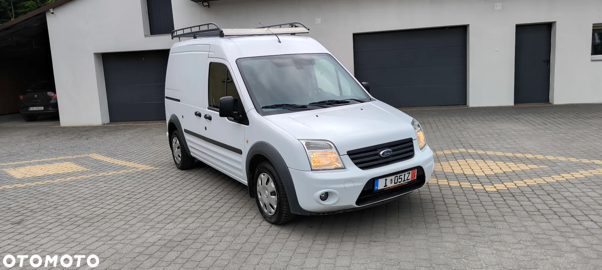 Ford Transit Connect - 8