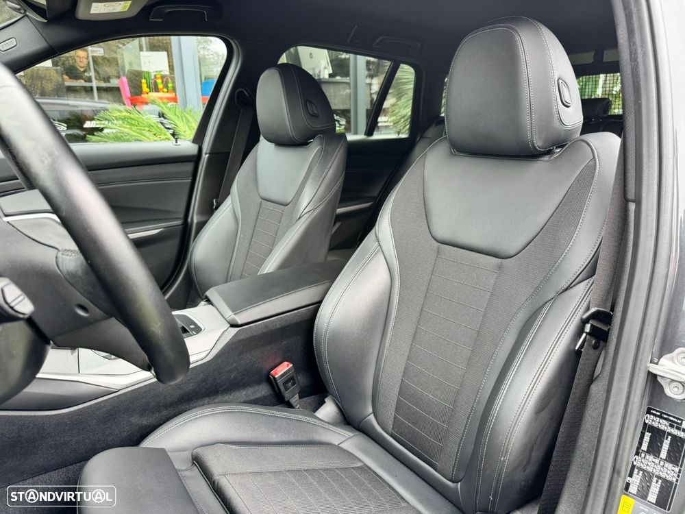 BMW 320 e Touring Auto - 14