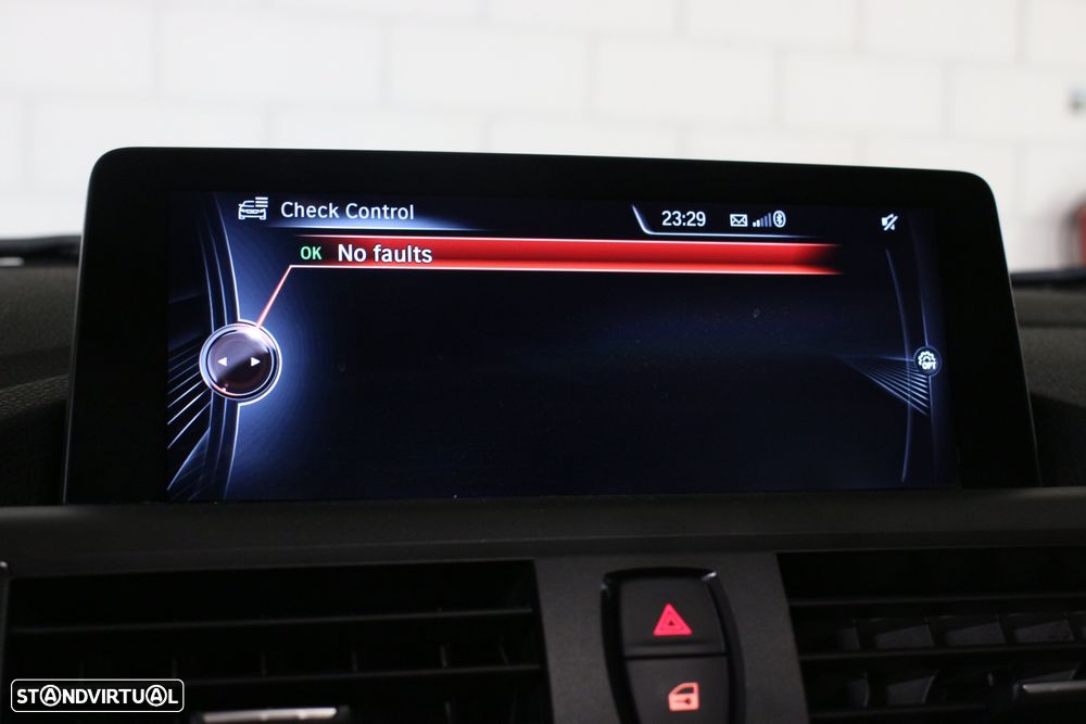 BMW 118 i Pack M Shadow - 27