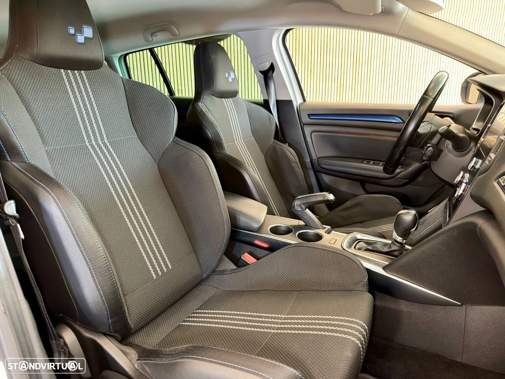 Renault Mégane Sport Tourer 1.5 dCi GT Line EDC - 10