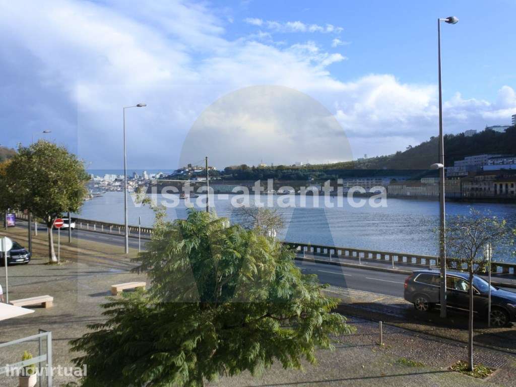 Espaço Comercial / 1ª Linha Rio Douro - Grande imagem: 3/12