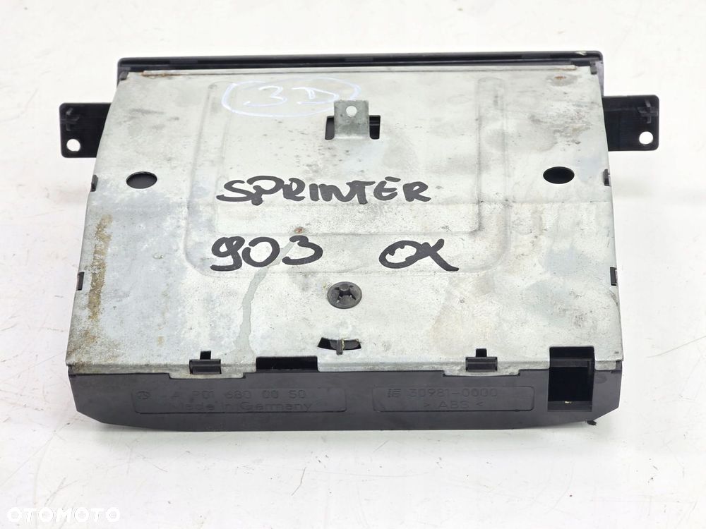 SPRINTER W903 00-06 CDI SCHOWEK POPIELNICZKA UCHWYT NA KUBEK A9016800050 3 - 4