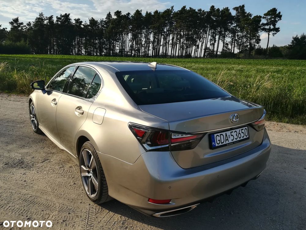 Lexus GS - 18