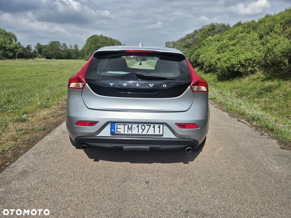 Volvo V40 - 8