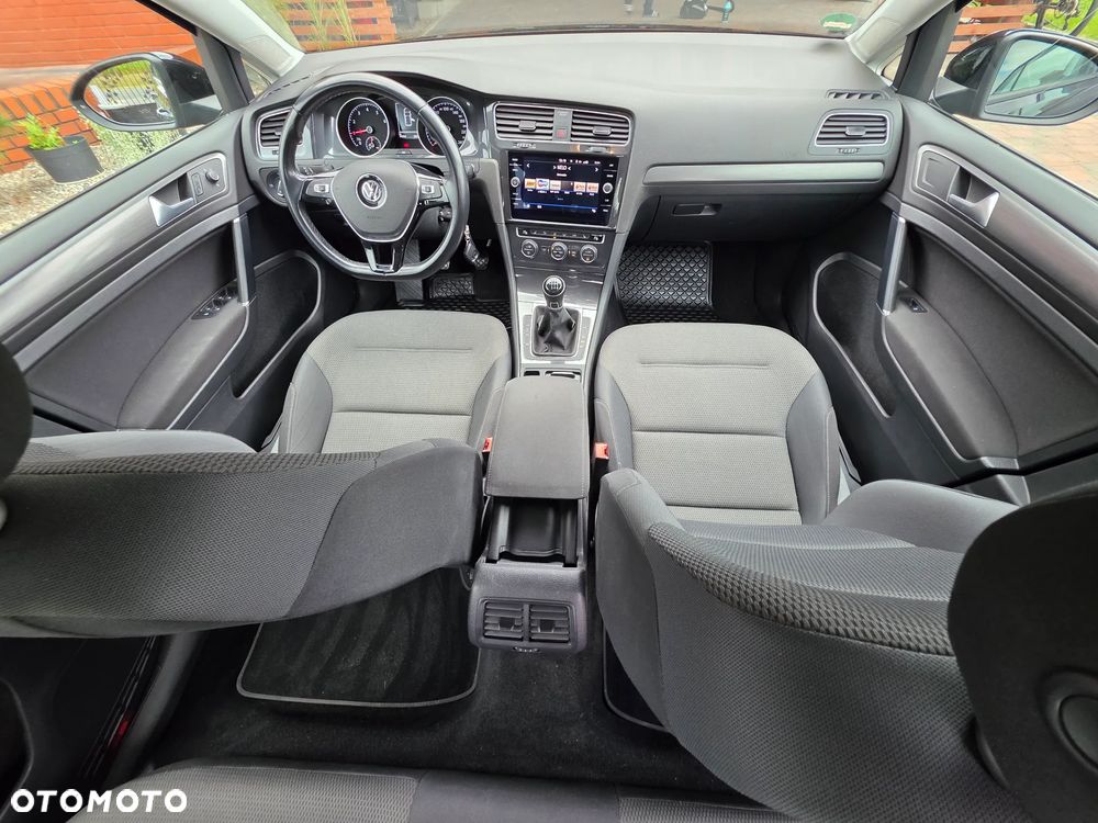 Volkswagen Golf 1.0 TSI OPF Comfortline - 15