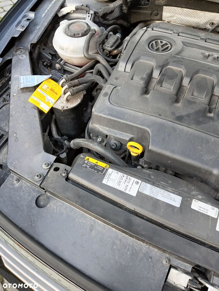 Volkswagen Passat - 8