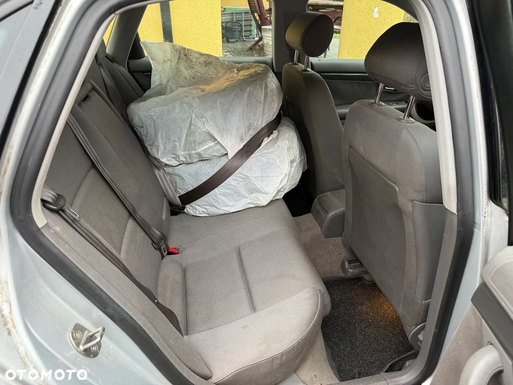 Audi A4 Limousine 2 - 15