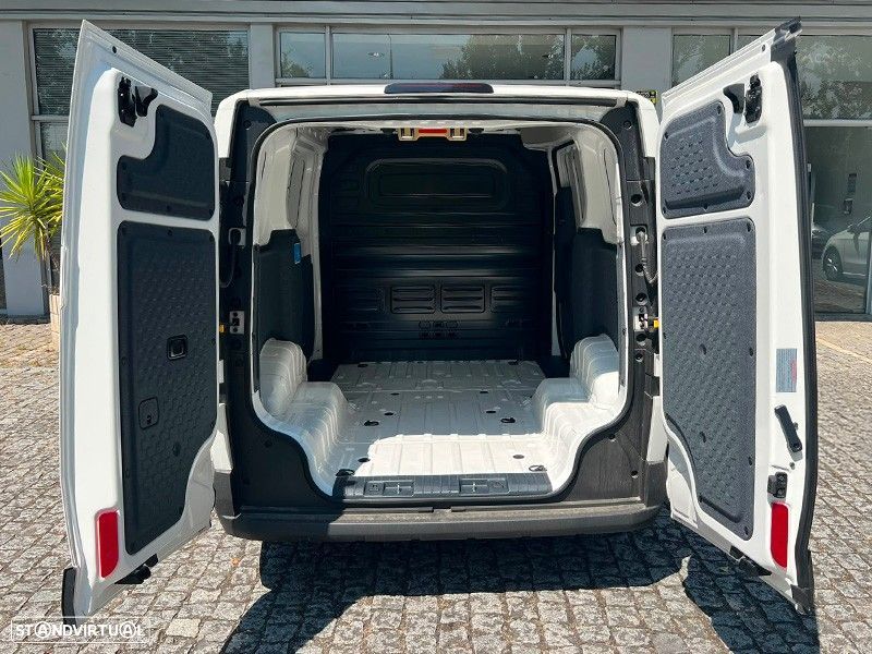 Kia PV5 71.2 kWh L2H1 + V2L - 7