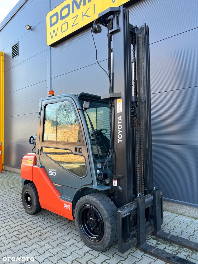 Toyota 02-8FGF30 - 3