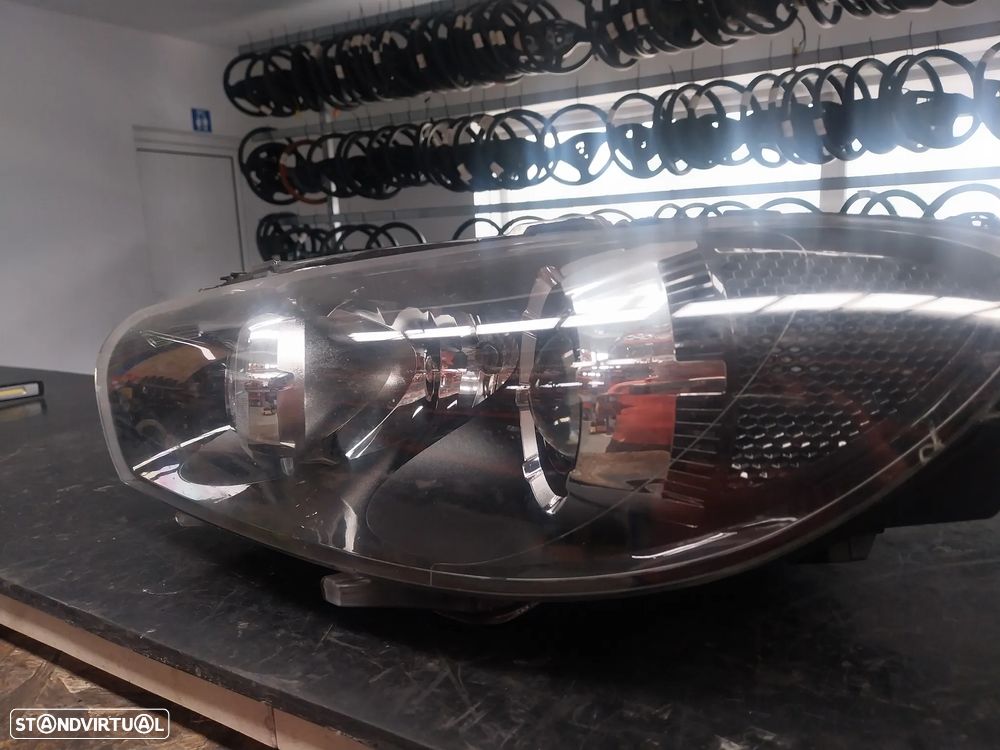 Farol esquerdo VW SIRICCO III Ref: 1K8 941 753 F - 2