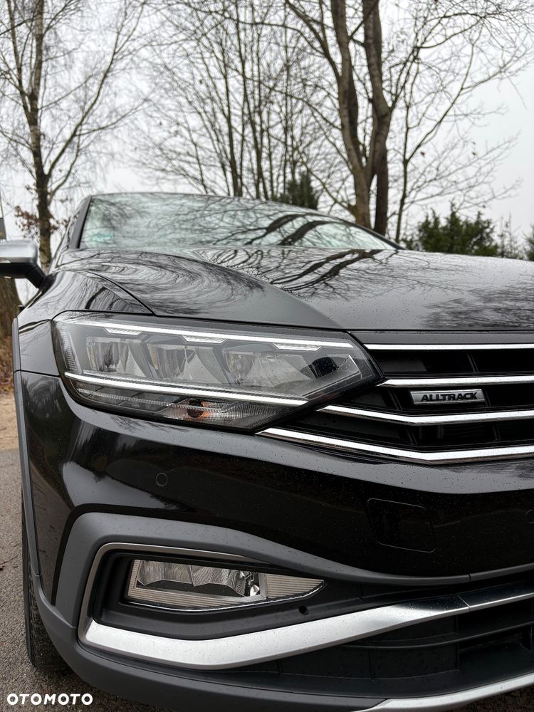 Volkswagen Passat 2.0 TDI 4Mot Elegance DSG - 4