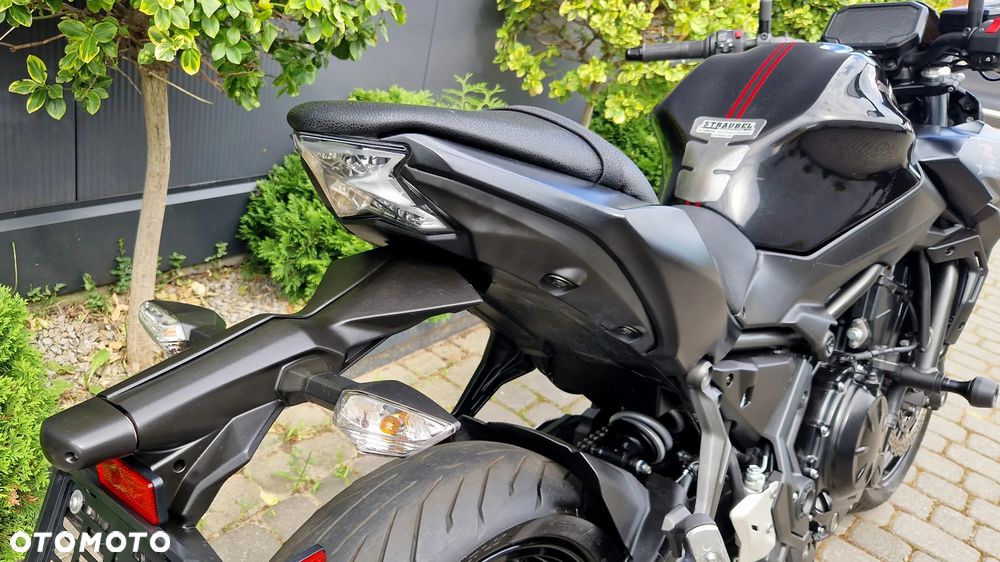 Kawasaki Z 650 - 21
