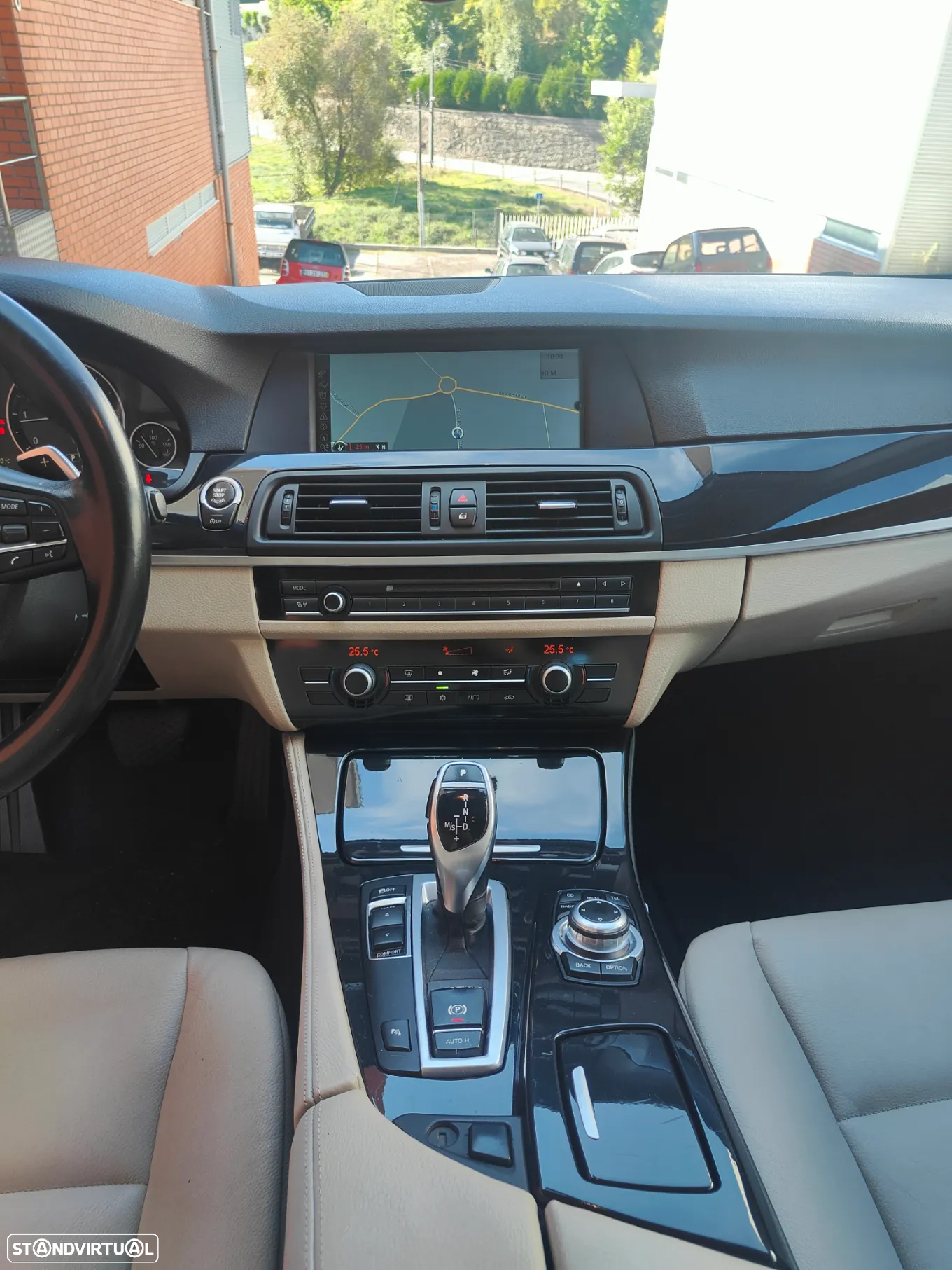 BMW 525 d Exclusive Auto - 4