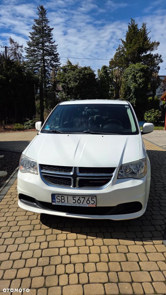 Dodge Grand Caravan - 3