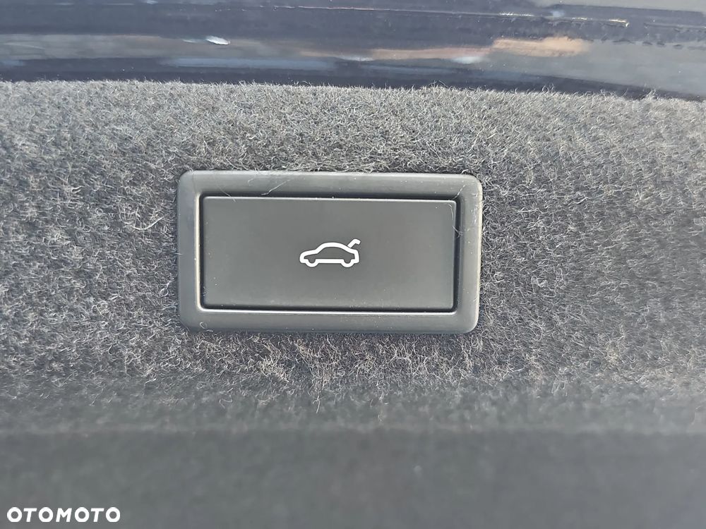 Skoda Octavia 2.0 TDI Selection DSG - 26