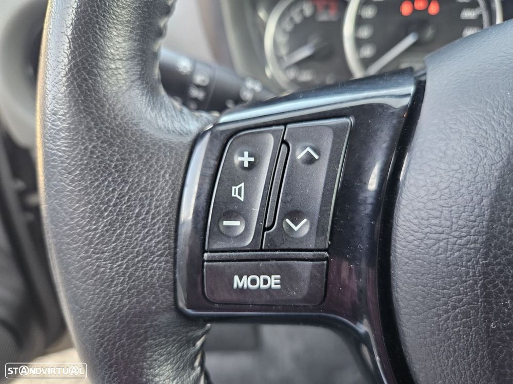 Toyota Yaris 1.0 VVT-i Comfort Plus - 35