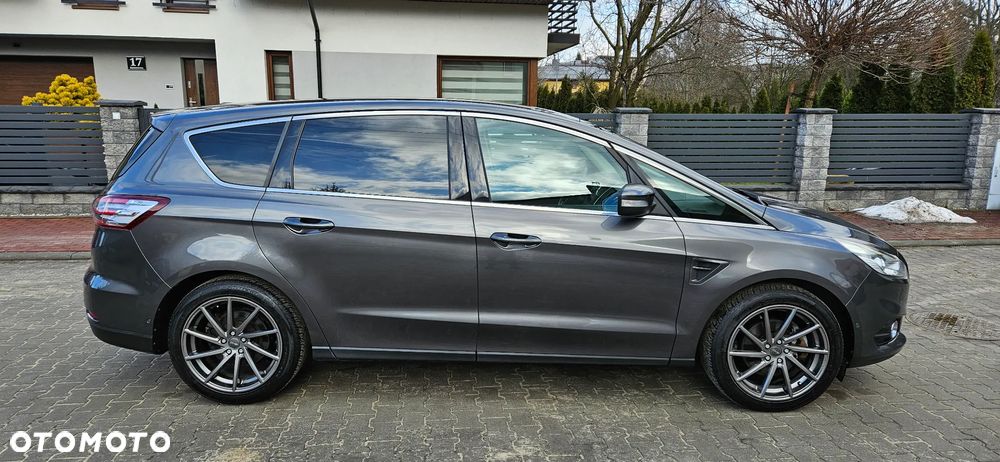 Ford S-Max 2.0 TDCi Titanium PowerShift - 6