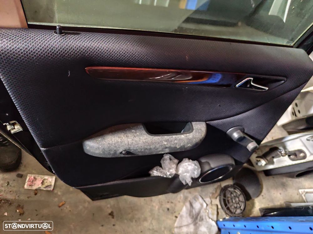 MERCEDES CLASS B W245 PORTA TRAS ESQUERDA - PT528 - 4