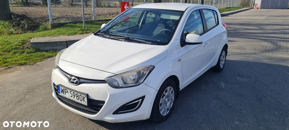 Hyundai i20 1.4 CRDI Comfort - 4