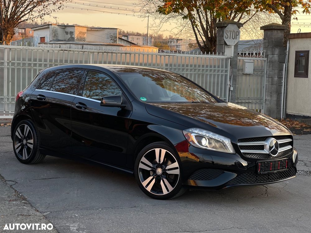 Mercedes-Benz A 180 7G-DCT AMG Line - 1