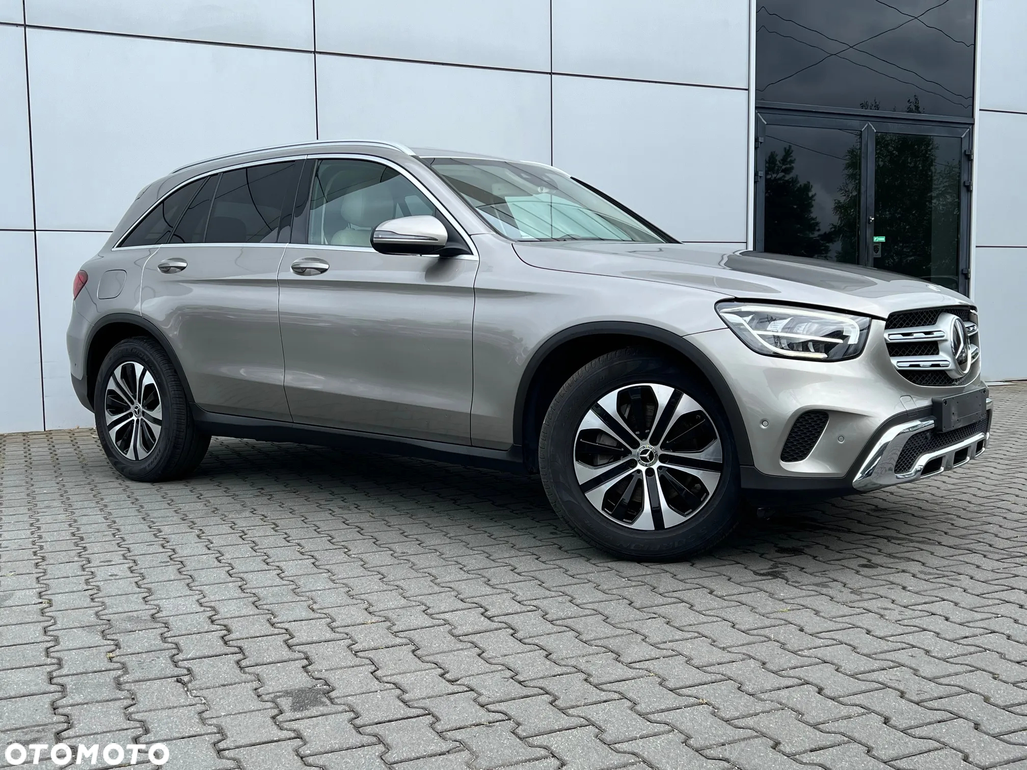 Mercedes-Benz GLC 300 d 4-Matic - 4