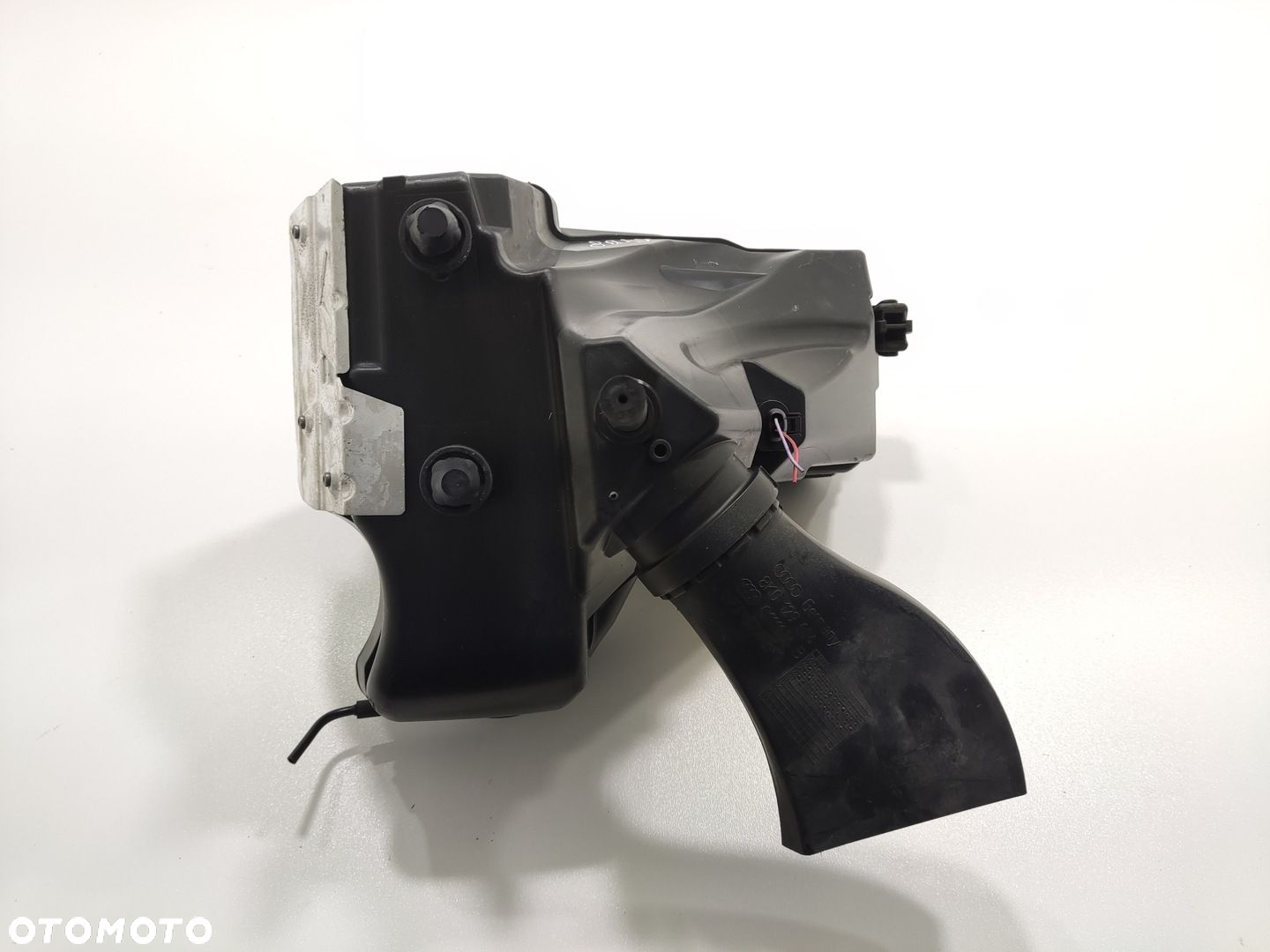 OBUDOWA FILTRA POWIETRZA AUDI A4 B8 2.0 TDI 2007-2011 8R0133837D - 5