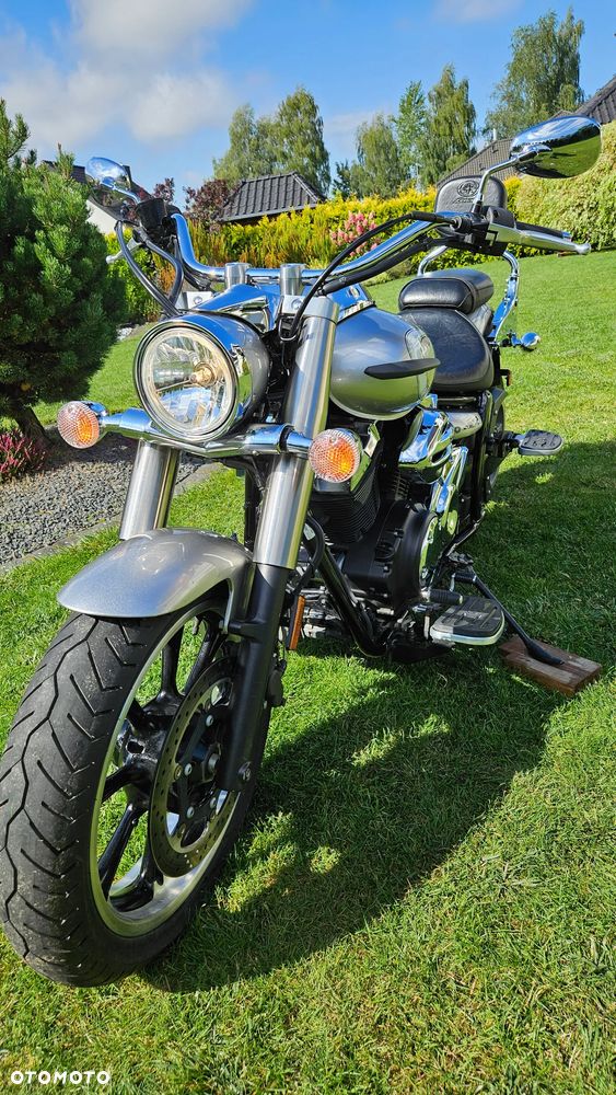 Yamaha XVS - 9