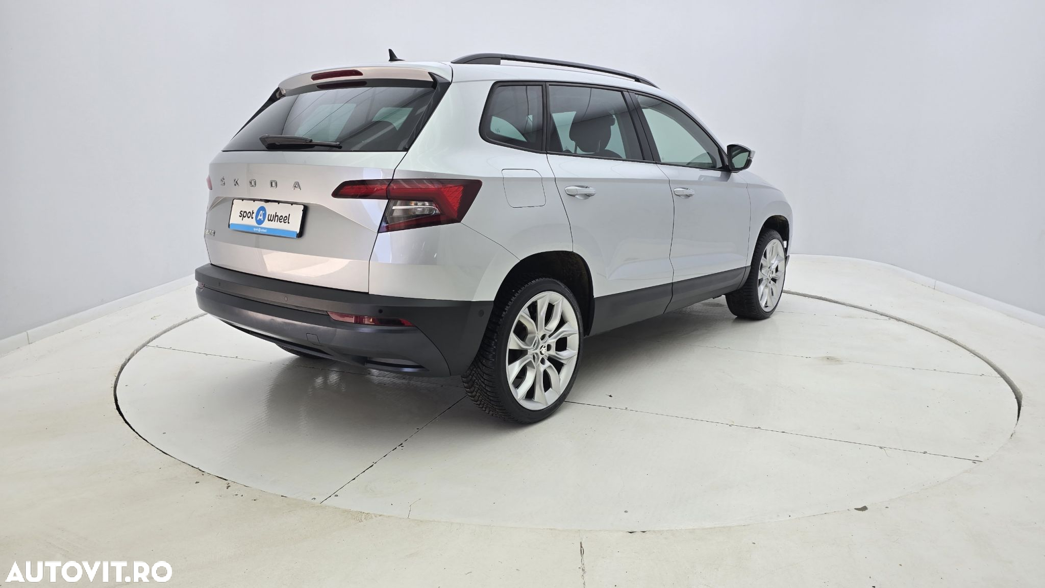 Skoda Karoq 1.5 TSI DSG Style - 6
