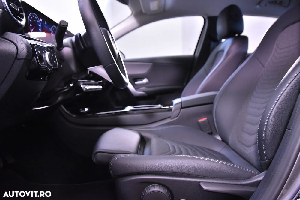 Mercedes-Benz A 180 7G-DCT - 23
