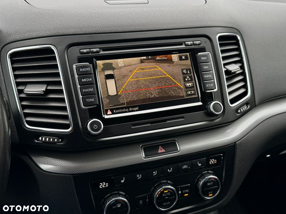 Volkswagen Sharan 2.0 TDI DSG BlueMotion Technology Match - 14