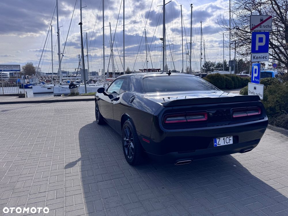 Dodge Challenger 3.6 GT AWD - 15